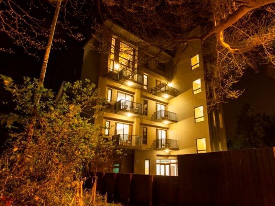 兩腳詩集綠活學旅 L 全自助入住平日旅館 L Jiji Exterior photo