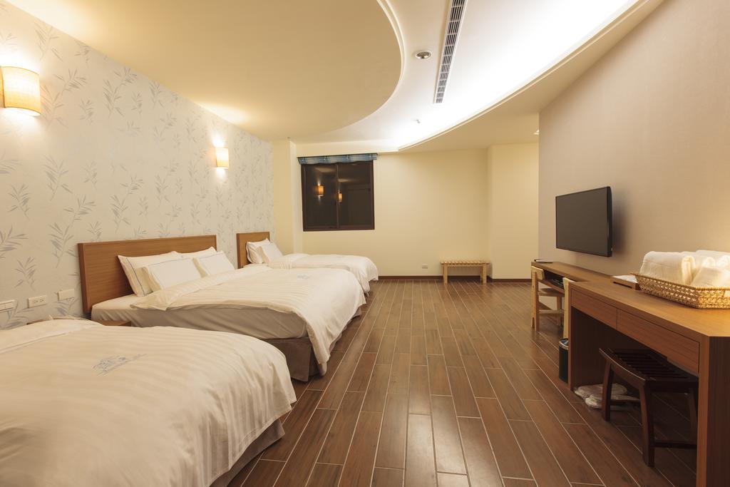 兩腳詩集綠活學旅 L 全自助入住平日旅館 L Jiji Exterior photo